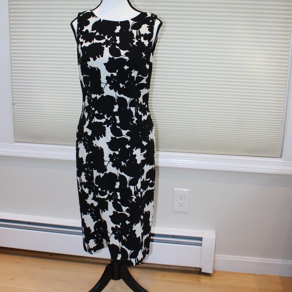 White house black market- Scoop back jacquard sheath dress -size 6- NEW with tag